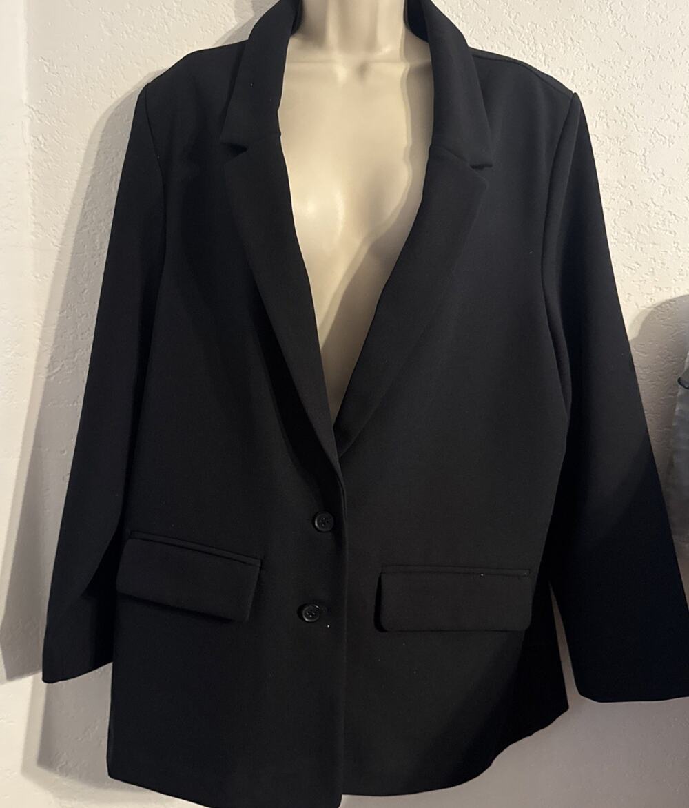 NWOT Old Navy Black Classic Fit Suit Blazer Jacket Great Quality - Office career